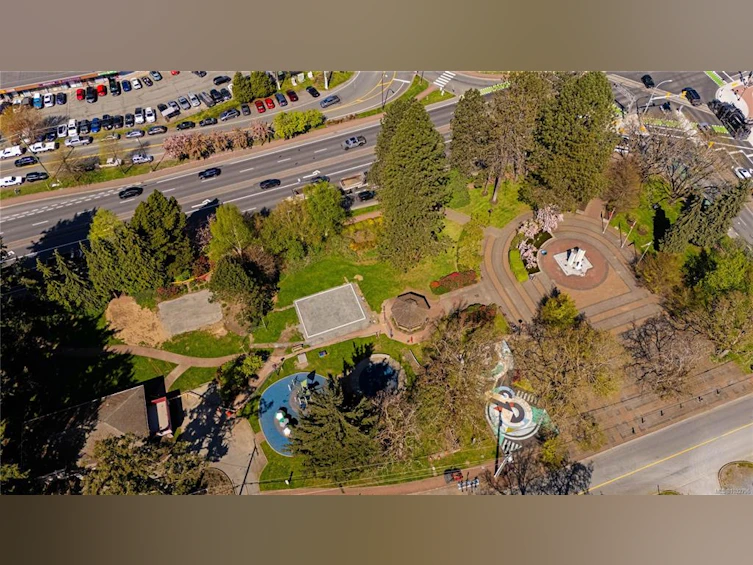 402-2850 Aldwynd Road, Langford, BC, V9B 3S7 - 40