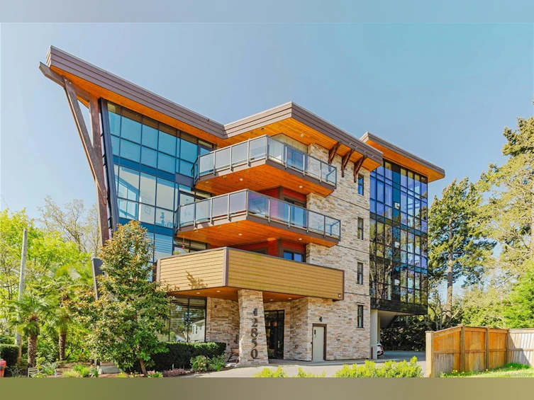 402-2850 Aldwynd Road, Langford, BC, V9B 3S7