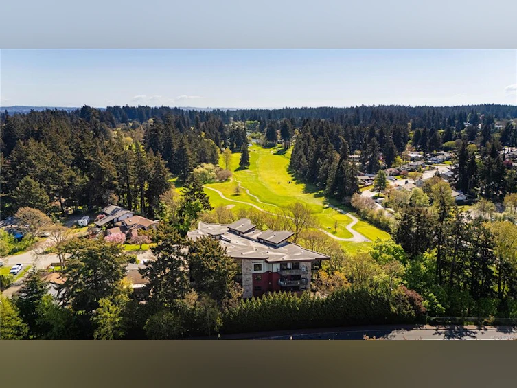 402-2850 Aldwynd Road, Langford, BC, V9B 3S7 - 3