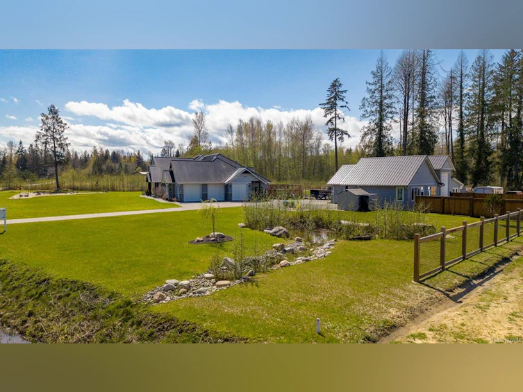 8757/8761 Oyster River Way, Black Creek, BC, V9J 1K5 - 72