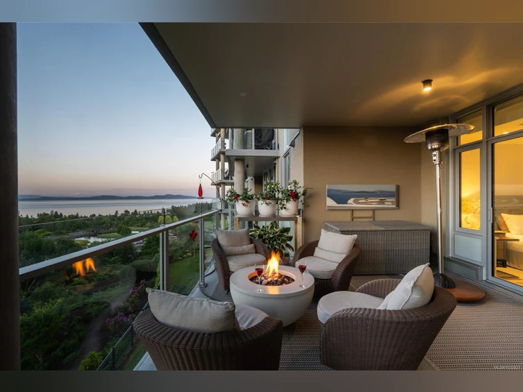 301-5388 Hill Rise Terrace, Saanich, BC, V8Y 3K3 - 29