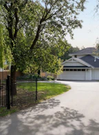 77 View Royal Avenue