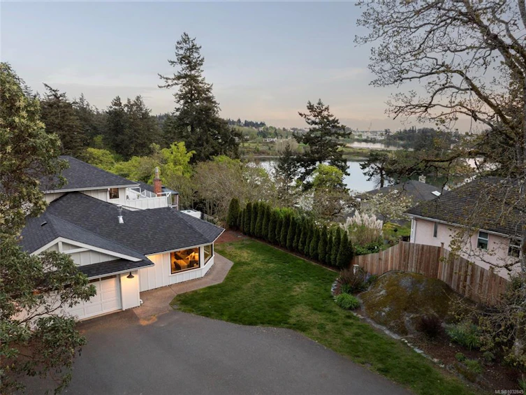 77 View Royal Avenue, View Royal, BC, V9B 1A6 - 58