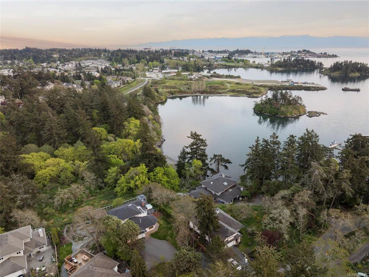 77 View Royal Avenue, View Royal, BC, V9B 1A6 - 64