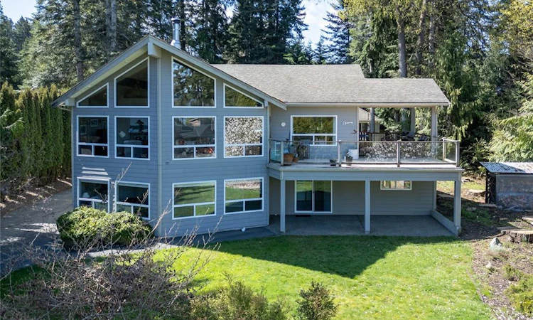 4594 Maple Guard Drive