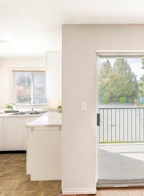 201 1050 Braidwood Road