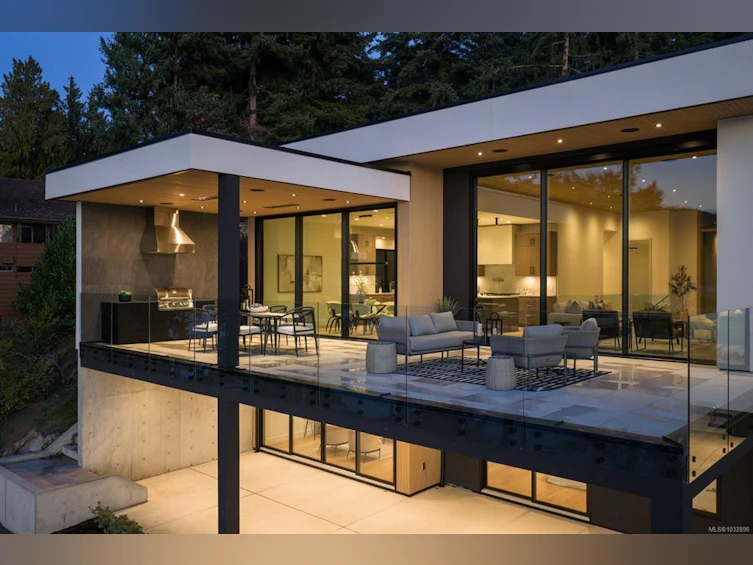 418 Lands End Road, North Saanich, BC, V8L 5L9 - 49