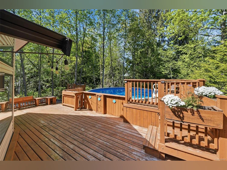 1719 Miama Court, Qualicum Beach, BC, V9K 2S3 - 8
