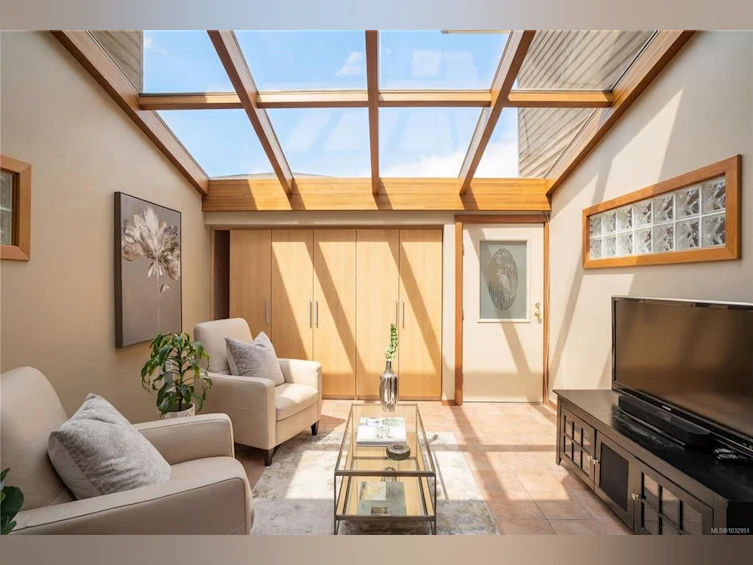 10680 Blue Heron Road, North Saanich, BC, V8L 5S6 - 21