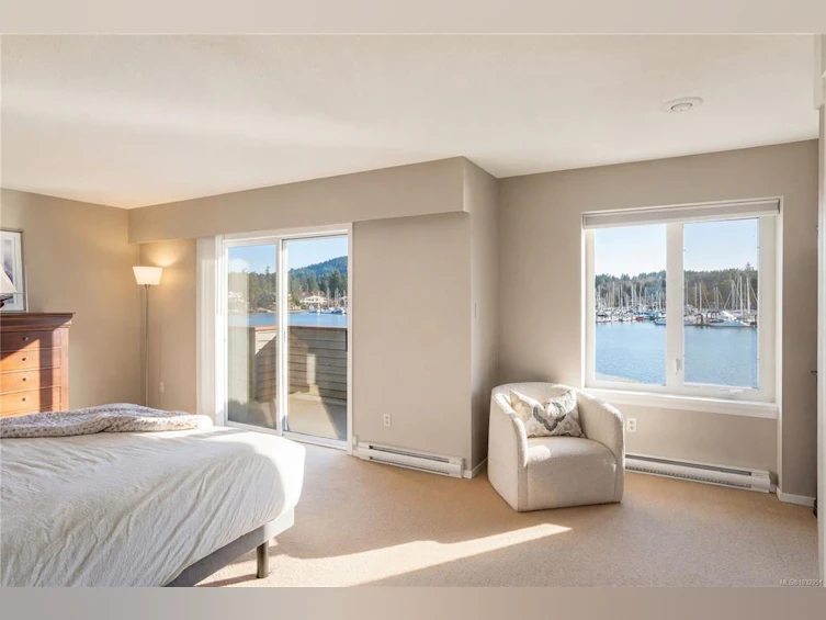 10680 Blue Heron Road, North Saanich, BC, V8L 5S6 - 28