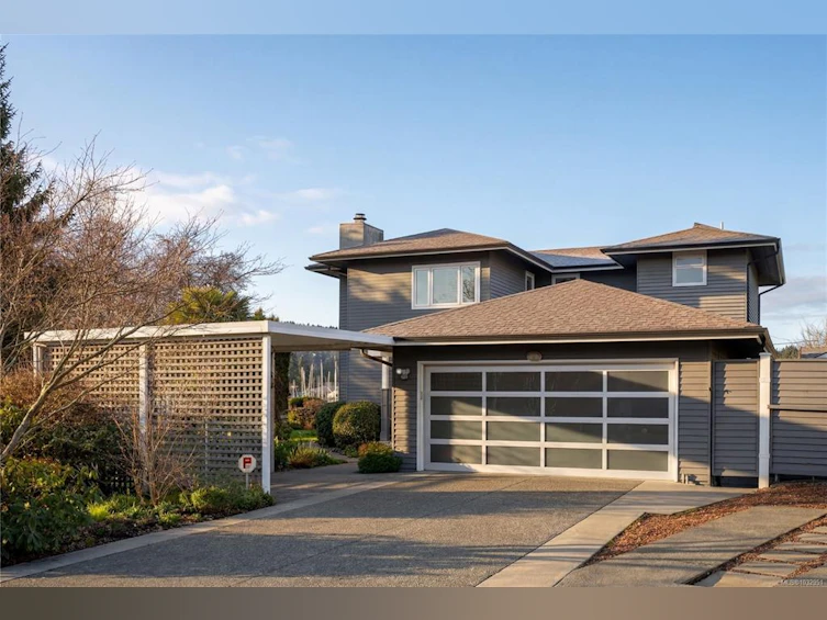 10680 Blue Heron Road, North Saanich, BC, V8L 5S6 - 2