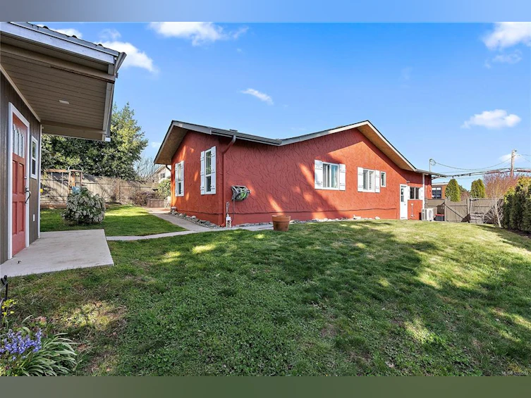 4000 Cedar Hill Road, Saanich, BC, V8N 3C1 - 24