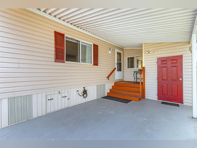 9-7583 Central Saanich Road, Central Saanich, BC, V8M 2B6 - 4