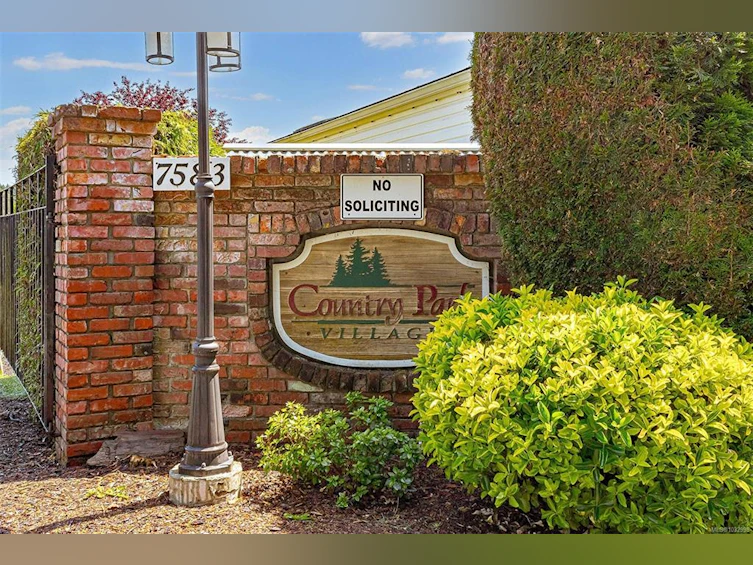 9-7583 Central Saanich Road, Central Saanich, BC, V8M 2B6 - 5