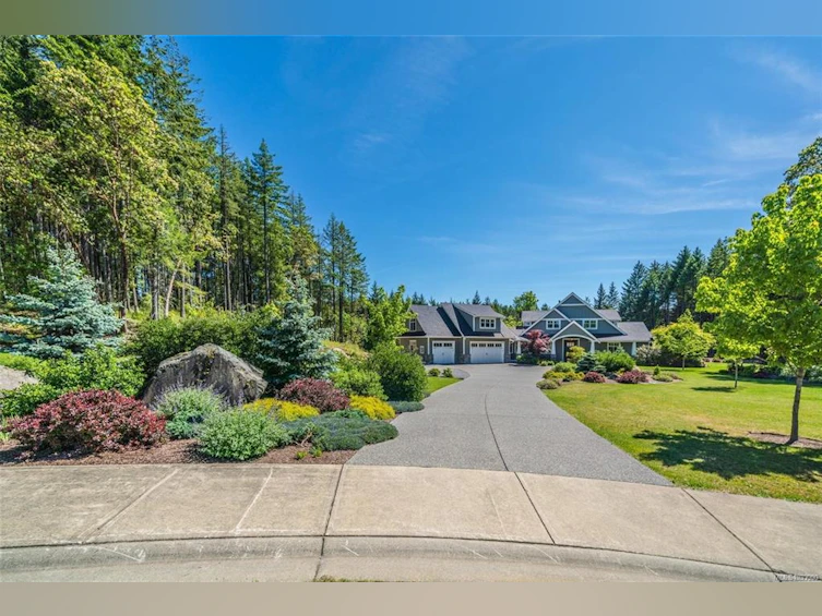 1432 Kaz Court, Nanaimo, BC, V9R 0B4