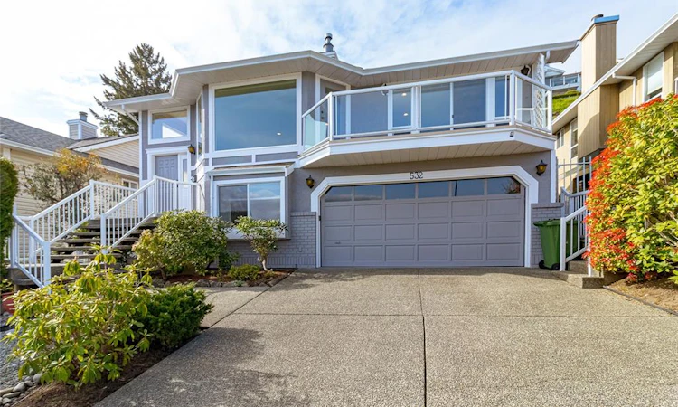 532 Marine View