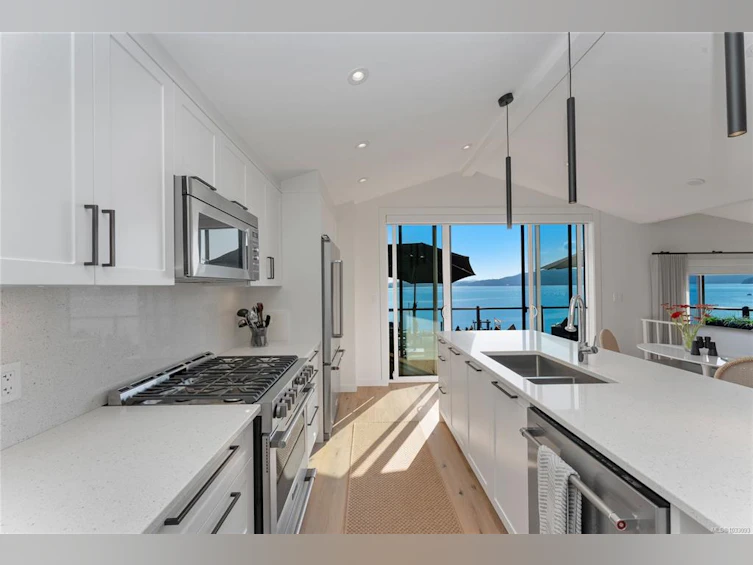 4-1723 Sandy Beach Road, Mill Bay, BC, V0R 2P4 - 8