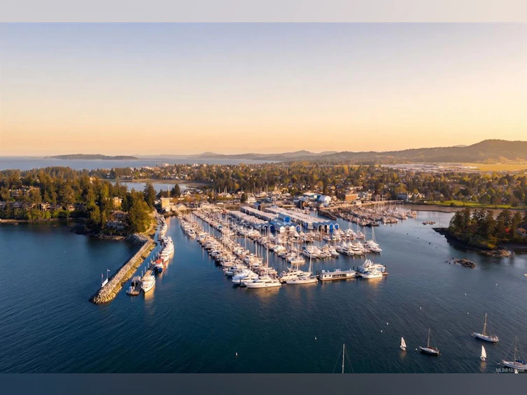 201-2270 Harbour Road, Sidney, BC, V8L 2P6 - 56