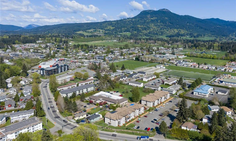 307-3215 Cowichan Lake Road