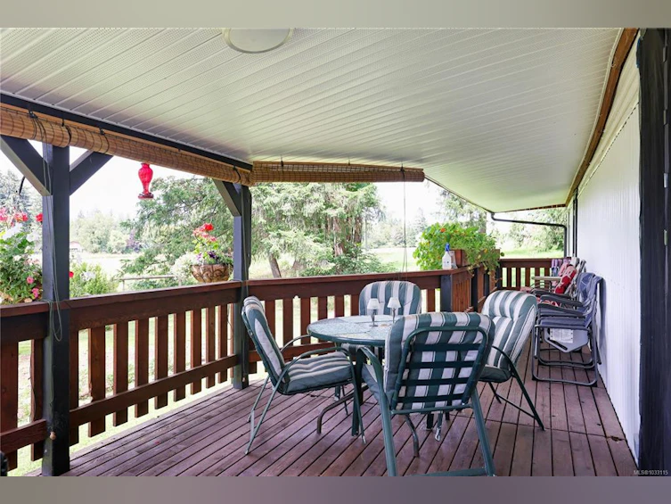 2332 Endall Road, Black Creek, BC, V9J 1G7 - 45