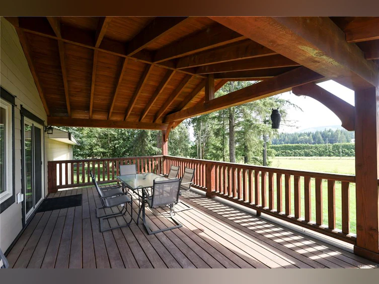 2332 Endall Road, Black Creek, BC, V9J 1G7 - 32