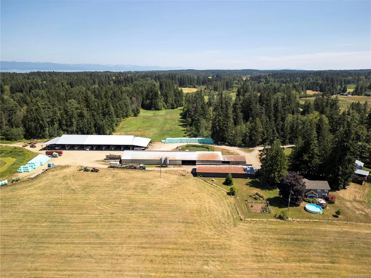 2332 Endall Road, Black Creek, BC, V9J 1G7 - 63