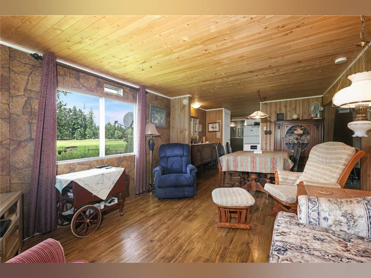 2332 Endall Road, Black Creek, BC, V9J 1G7 - 38