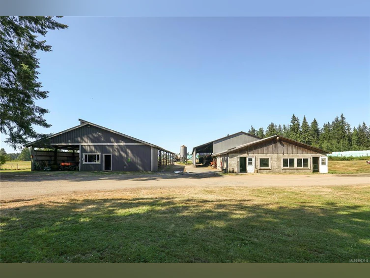 2332 Endall Road, Black Creek, BC, V9J 1G7 - 54