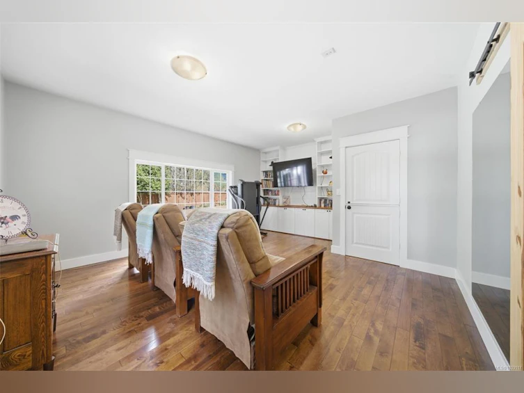 100 Comiaken Avenue, Lake Cowichan, BC, V0R 2G0 - 24