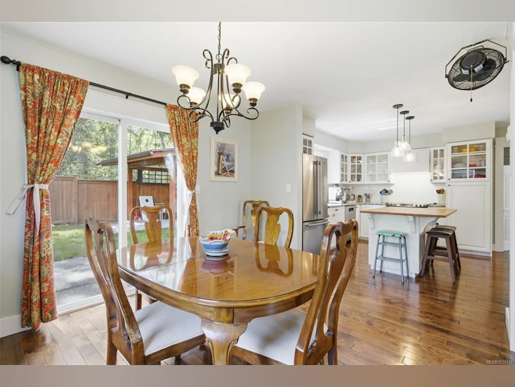 100 Comiaken Avenue, Lake Cowichan, BC, V0R 2G0 - 13