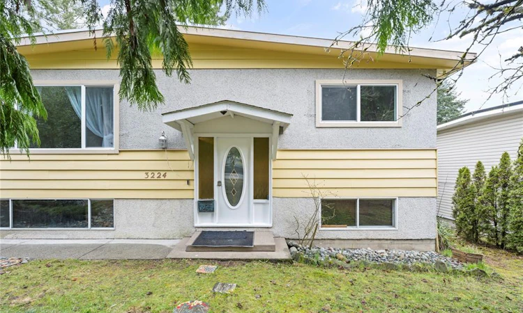 3224 Uplands Drive