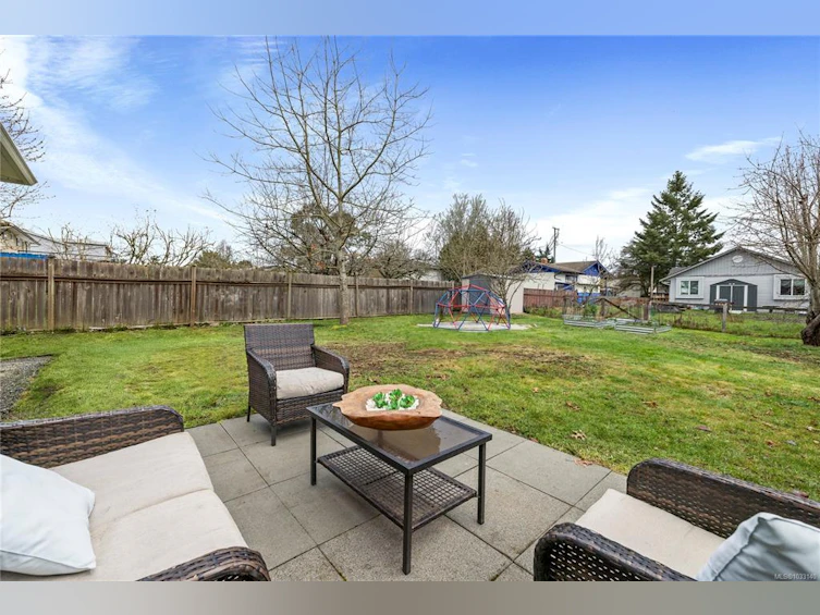 680 Montague Road, Nanaimo, BC, V9R 3G3 - 3