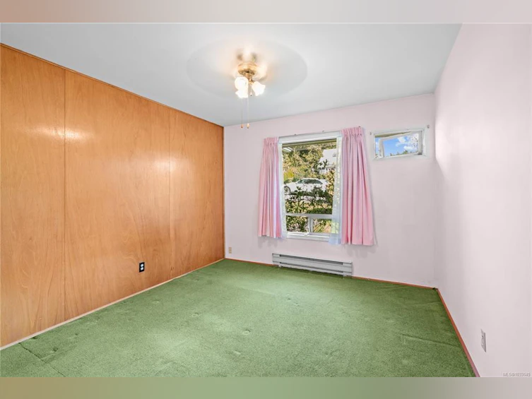 625 Broadway Street, Saanich, BC, V8Z 2G5 - 17
