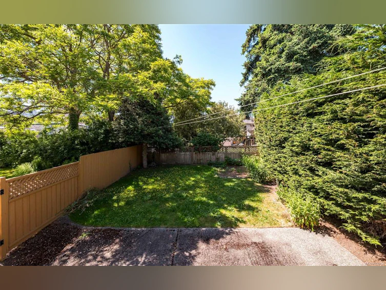 257 Michigan Street, Victoria, BC, V8V 1R4 - 35