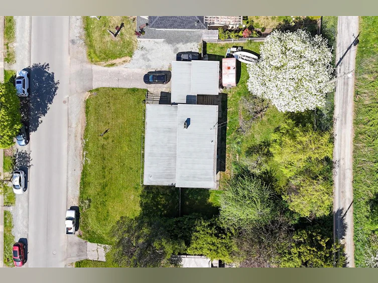 2955 6th Avenue, Port Alberni, BC, V9Y 2H1 - 2