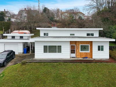 2955 6th Avenue - 4