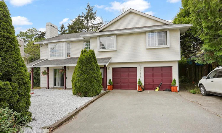 877 Admirals Road