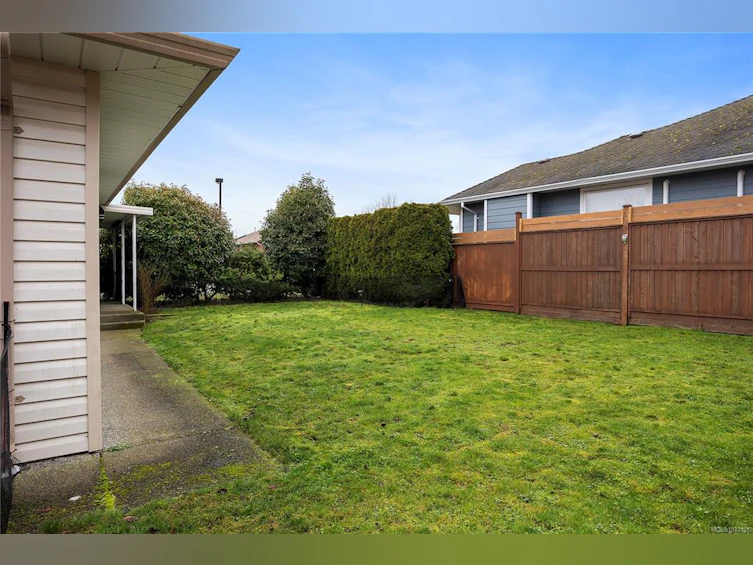 107 S Acacia Street, Parksville, BC, V9P 1H4 - 43