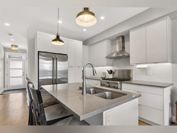 72-2607 Kendal Avenue, Cumberland, BC, V0R 1S0 - 12