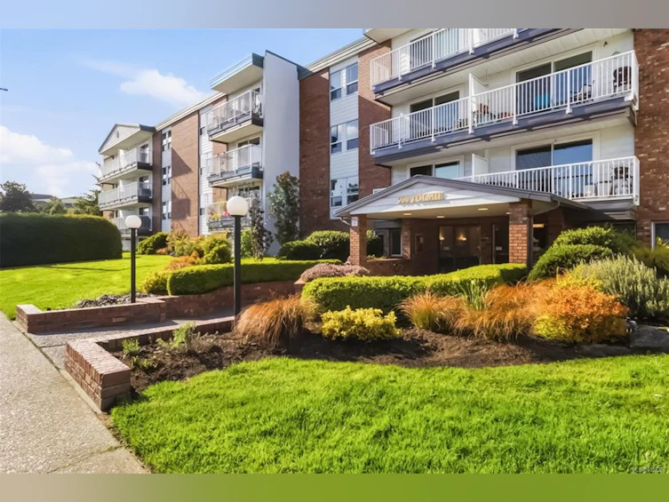 305-900 Tolmie Avenue, Victoria, BC, V8X 3W6 - 5
