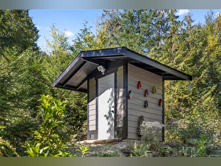 2180 South Lake Road, Qualicum Beach, BC, V9K 2L7 - 10