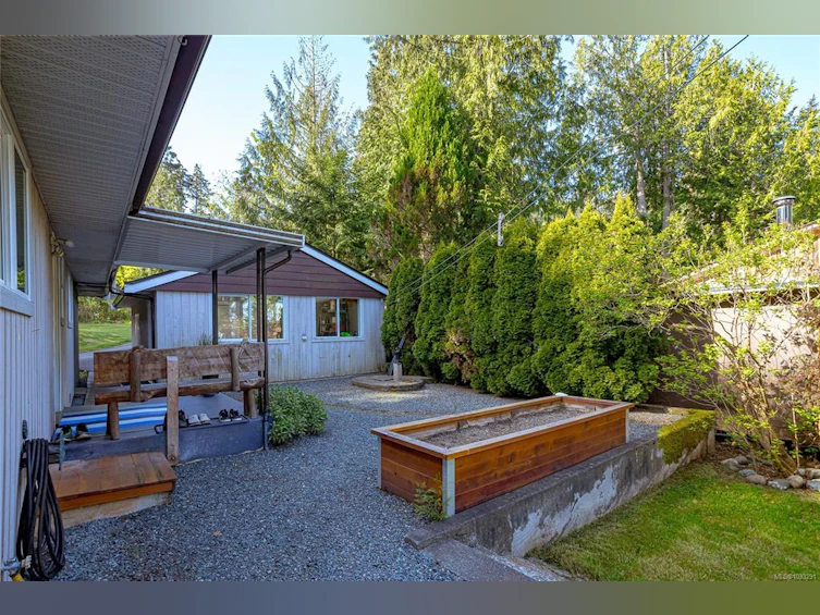 2519 Lasqueti Road, Qualicum Beach, BC, V9K 1Z1 - 50
