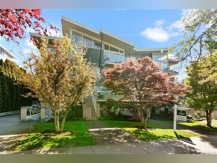 402-1155 Yates Street, Victoria, BC, V8V 3N1 - 16