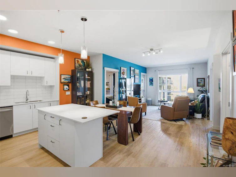 305-120 W Jensen Avenue, Parksville, BC, V9P 0H6 - 3