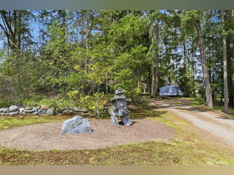 1599 Arbutus Drive, Nanoose, BC, V9P 9C8 - 12