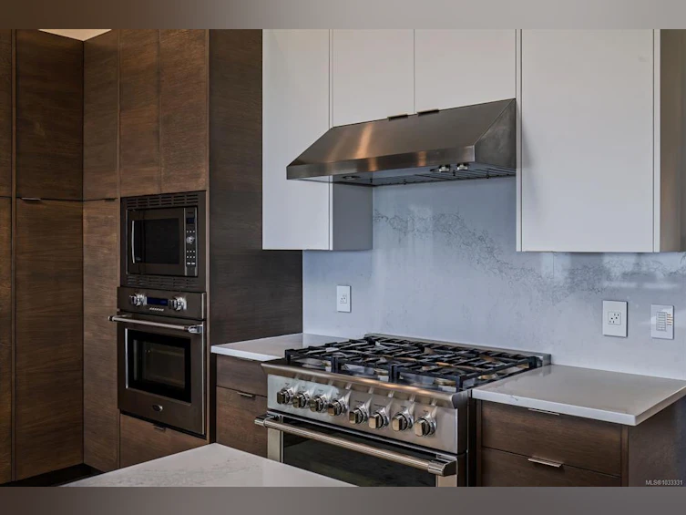 1701 Admiral Tryon Boulevard, French Creek, BC, V9P 1Y1 - 27