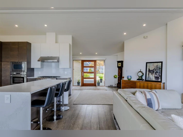 1701 Admiral Tryon Boulevard, French Creek, BC, V9P 1Y1 - 23
