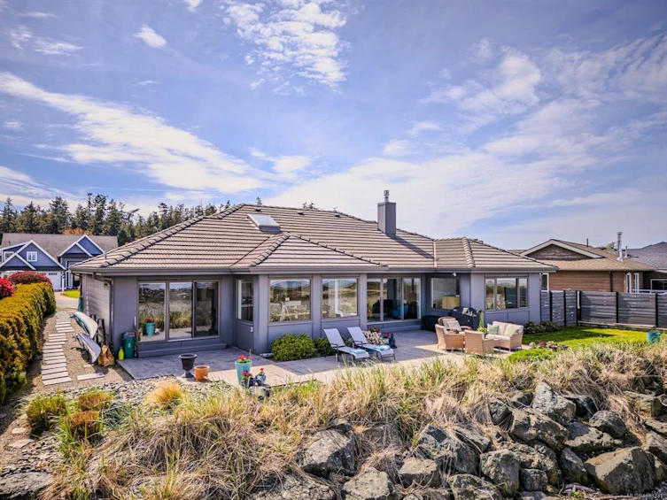 1701 Admiral Tryon Boulevard, French Creek, BC, V9P 1Y1