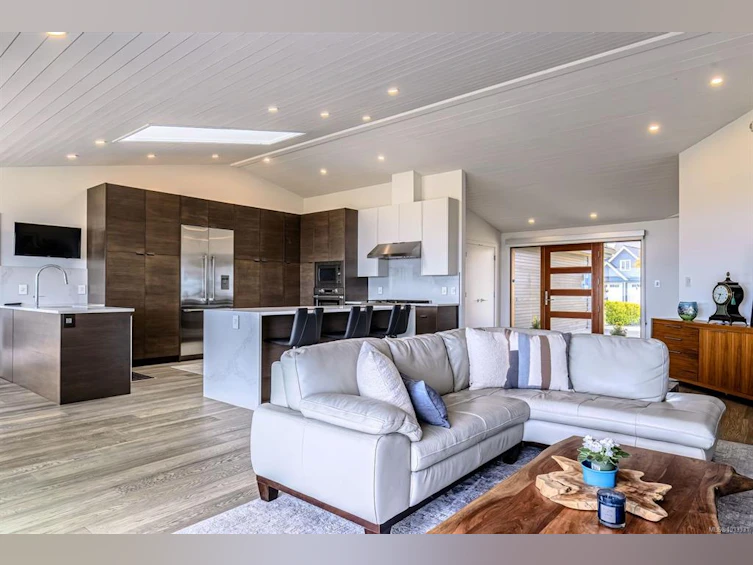 1701 Admiral Tryon Boulevard, French Creek, BC, V9P 1Y1 - 36