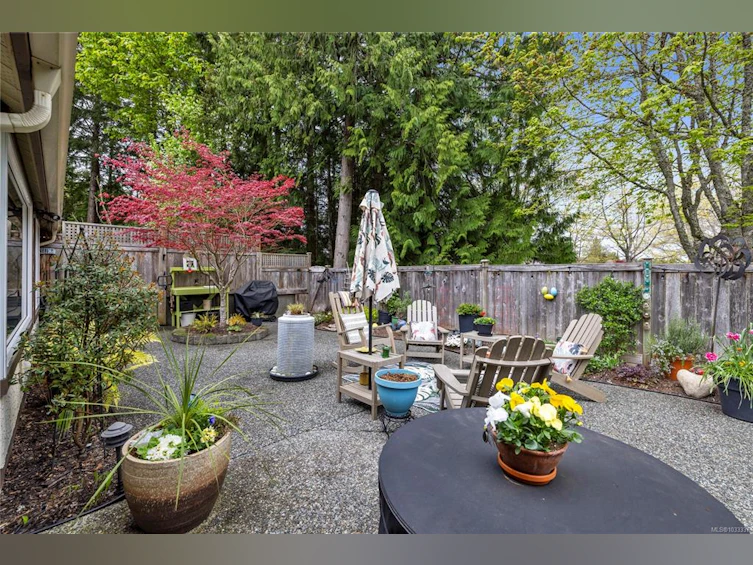 21-885 Berwick Road, Qualicum Beach, BC, V9K 1N7 - 40